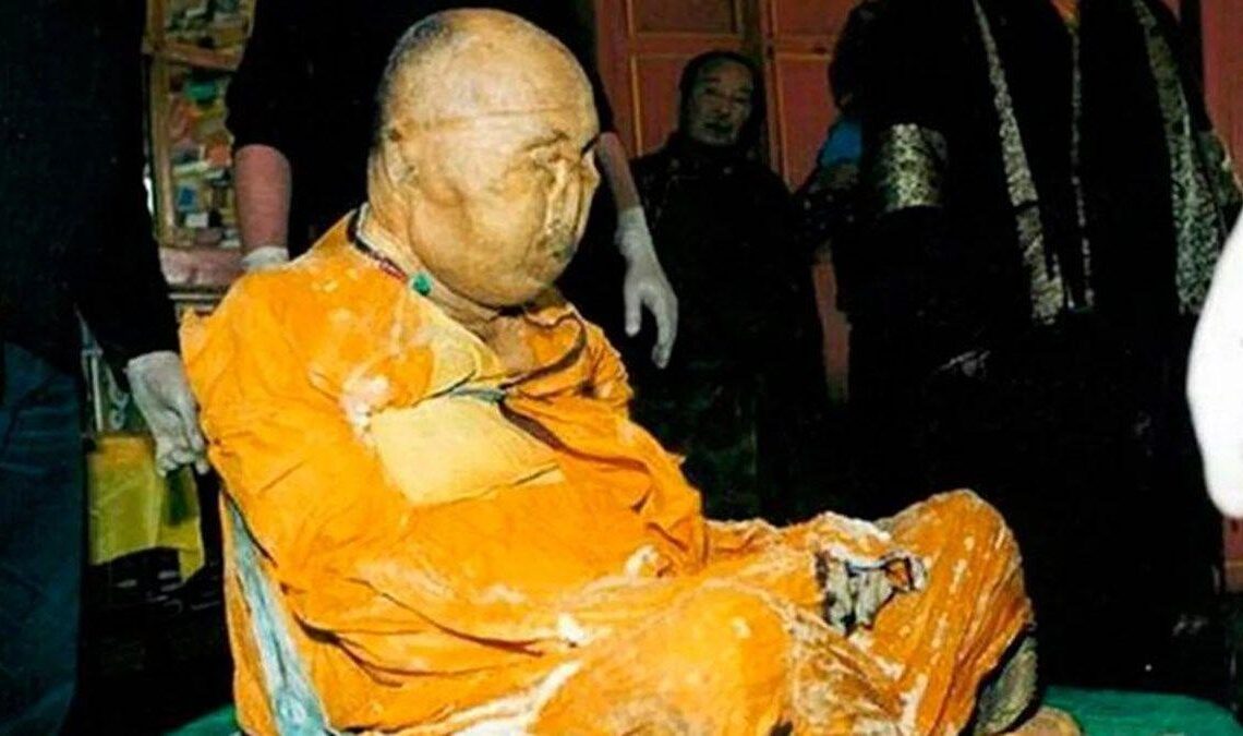 Múmia budista