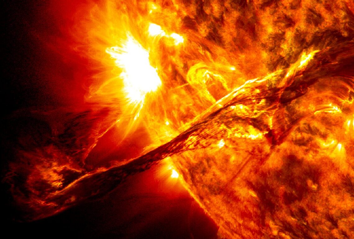 As pessoas estudam os ventos solares desde sua descoberta em 1959, mas existem muitas propriedades importantes desse plasma que ainda não são bem conhecidas. (Imagem: NASA / SDO)