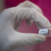 Teste da vacina contra a doença de coronavírus (COVID-19) na Tailândia. (Imagem/reprodução: Reuters/Agência Brasil)
