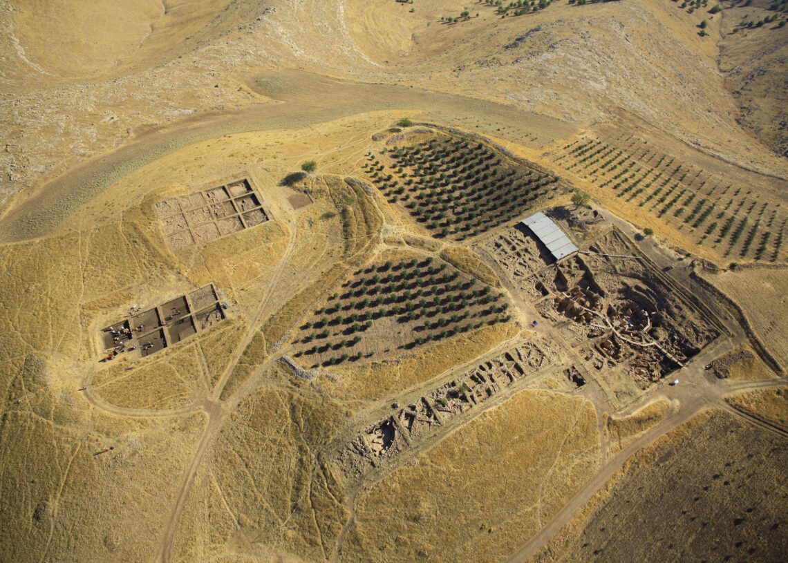 Uma vista aérea da região. (Créditos da imagem: Erhan Kücuk/German Archaeological Institute)