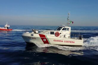 Guarda costeira italiana salva terraplanistas