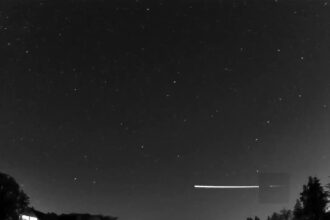 1601482856755 Watch Meteoroid Bounce Back into Space HighRes avc mpeg4 6000kbps
