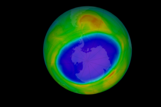 Extenso buraco de ozônio