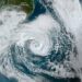 O ciclone subtropical Raoni quase atingiu a categoria de furacão nos últimos dias. Imagem: Zoom Earth