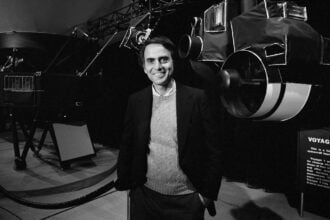 Astrônomo Carl Sagan