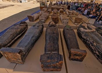 Essa imagem exibe apenas uma fração do tesouro arqueológico encontrado. Imagem: KHALED DESOUKI/AFP via Getty Images