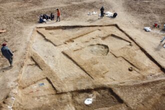 Taverna de 5 mil anos é encontrada no Iraque ainda com restos comida