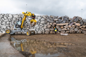 autonomous excavator c 1