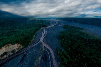 O rio Upano no Equador.