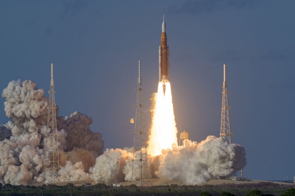 Artemis II decola Humanos estão a caminho da Lua novamente